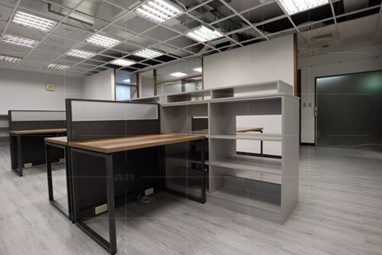 辦公室規劃-大量收納需求：客製化開放系統櫃